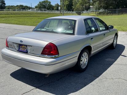 ford crown victoria 2004 2FAFP74W94X173428 image ford crown victoria 2004 2FAFP74W94X173428 image